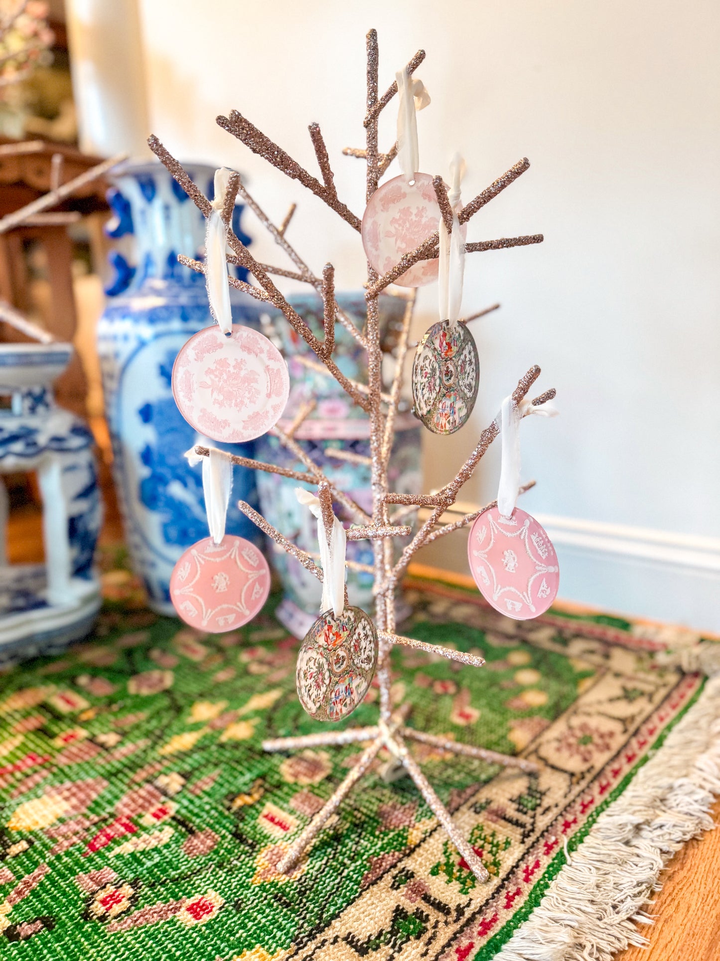 Frankly Fun Finds: Dreaming of a Pink Christmas