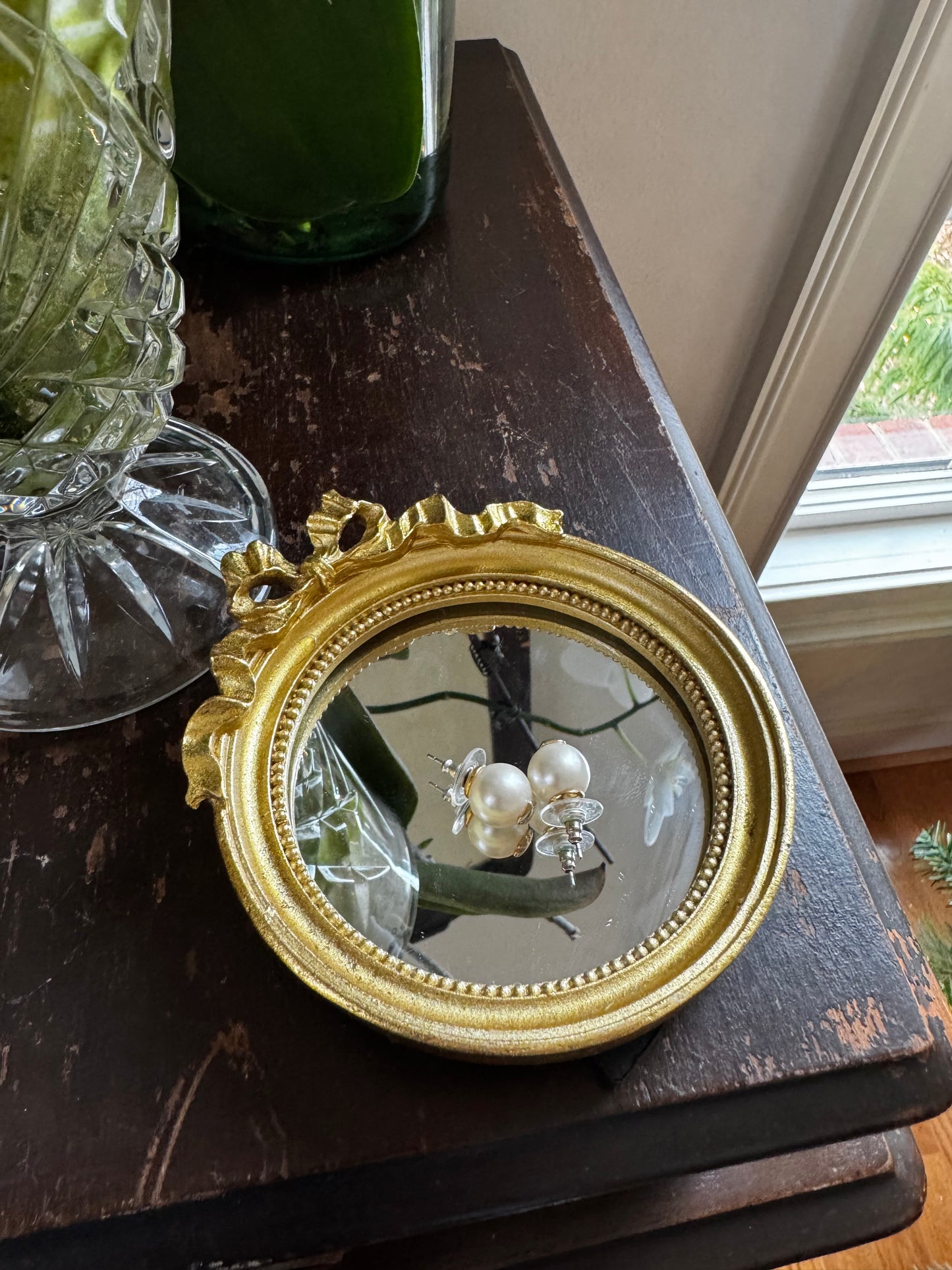 Bow Mirror/Trinket Tray