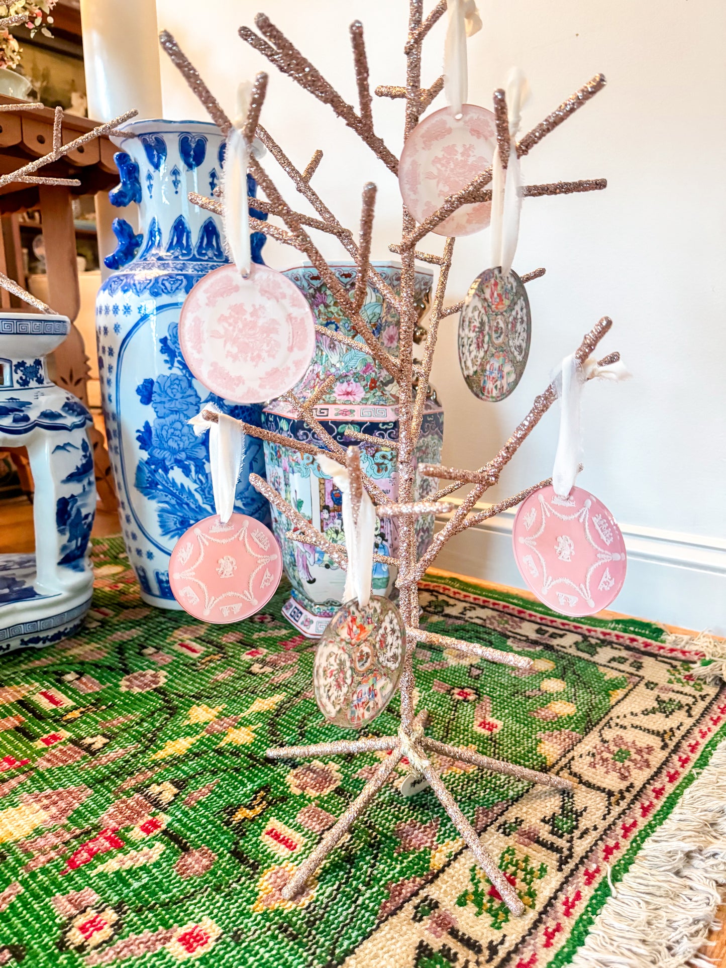 Frankly Fun Finds: Dreaming of a Pink Christmas