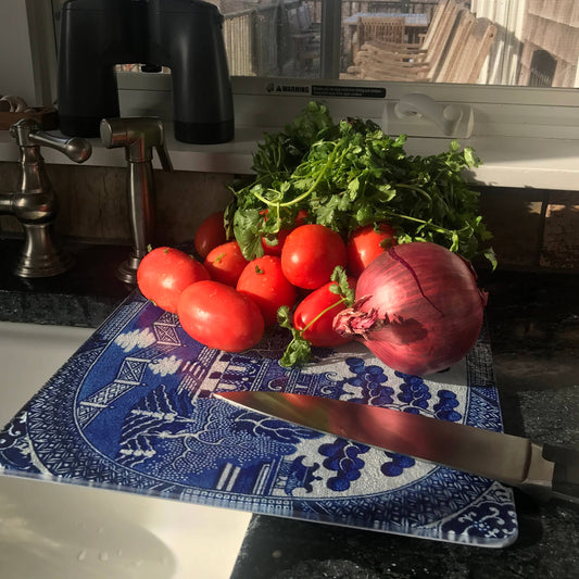 Blue Willow Glass Cutting Board (8" x 11")